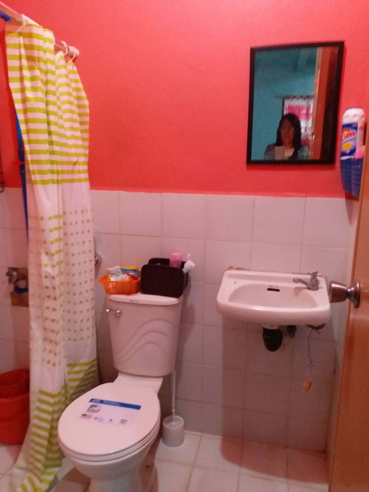 Ladies Bedspacer In Sta Rosa Laguna