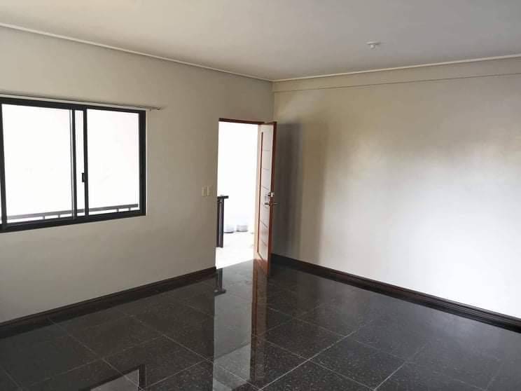 Studio Unit 4 Rent In San Antonio Vill.