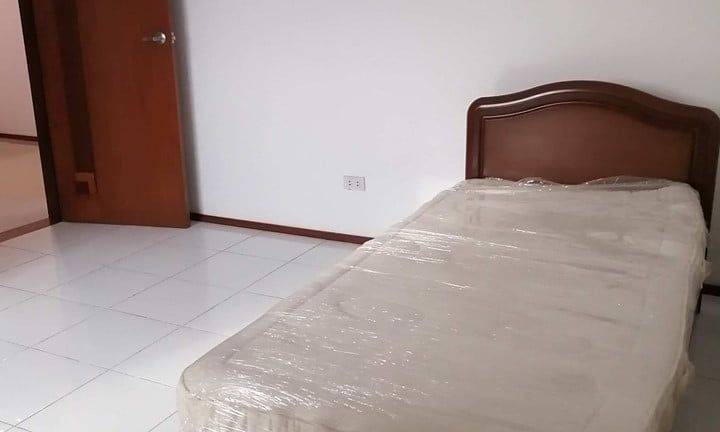 4 Beds 3 Baths Apartment/Condo For Rent