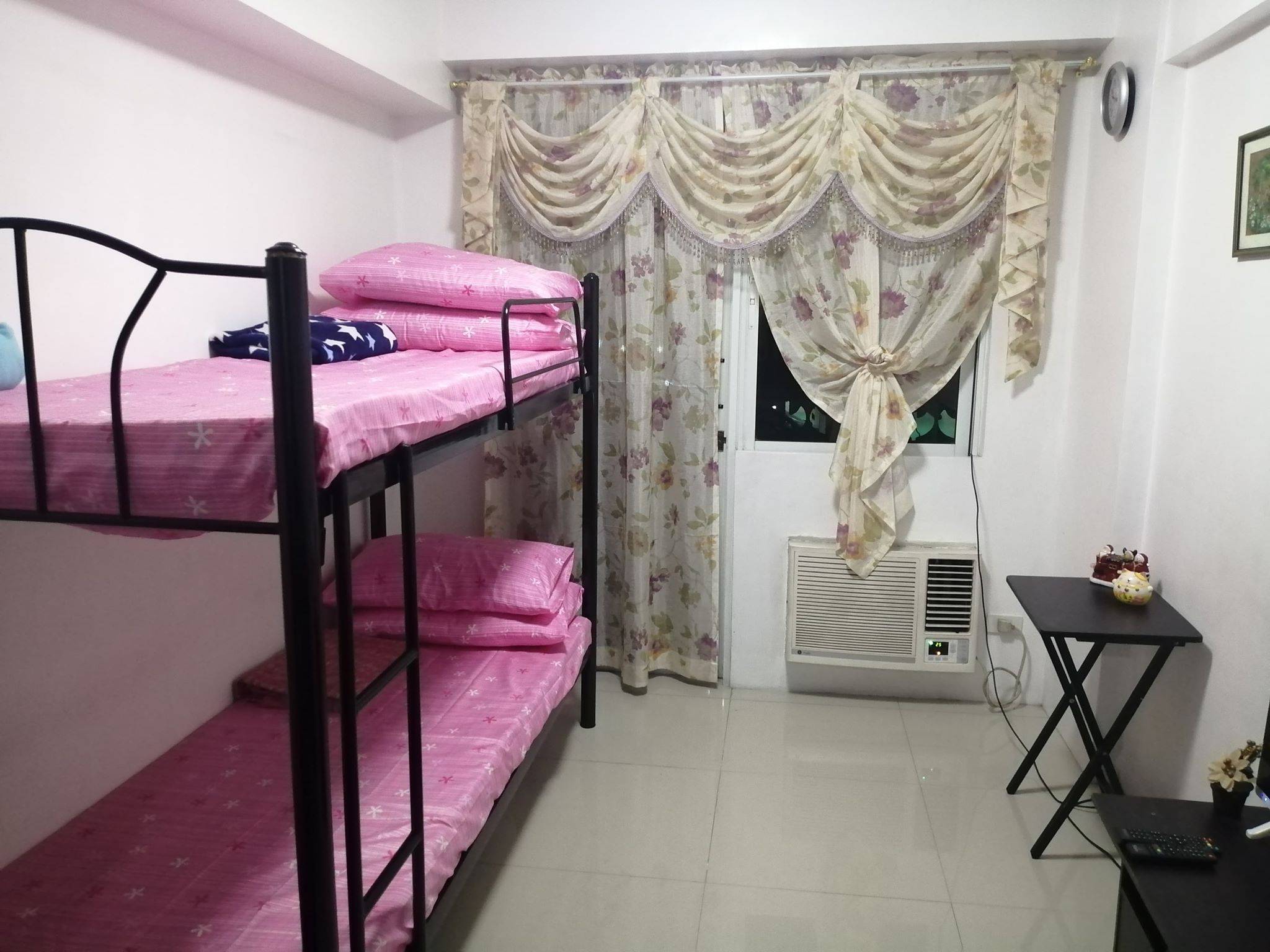 Unit For Rent at Pinecrest Condominium