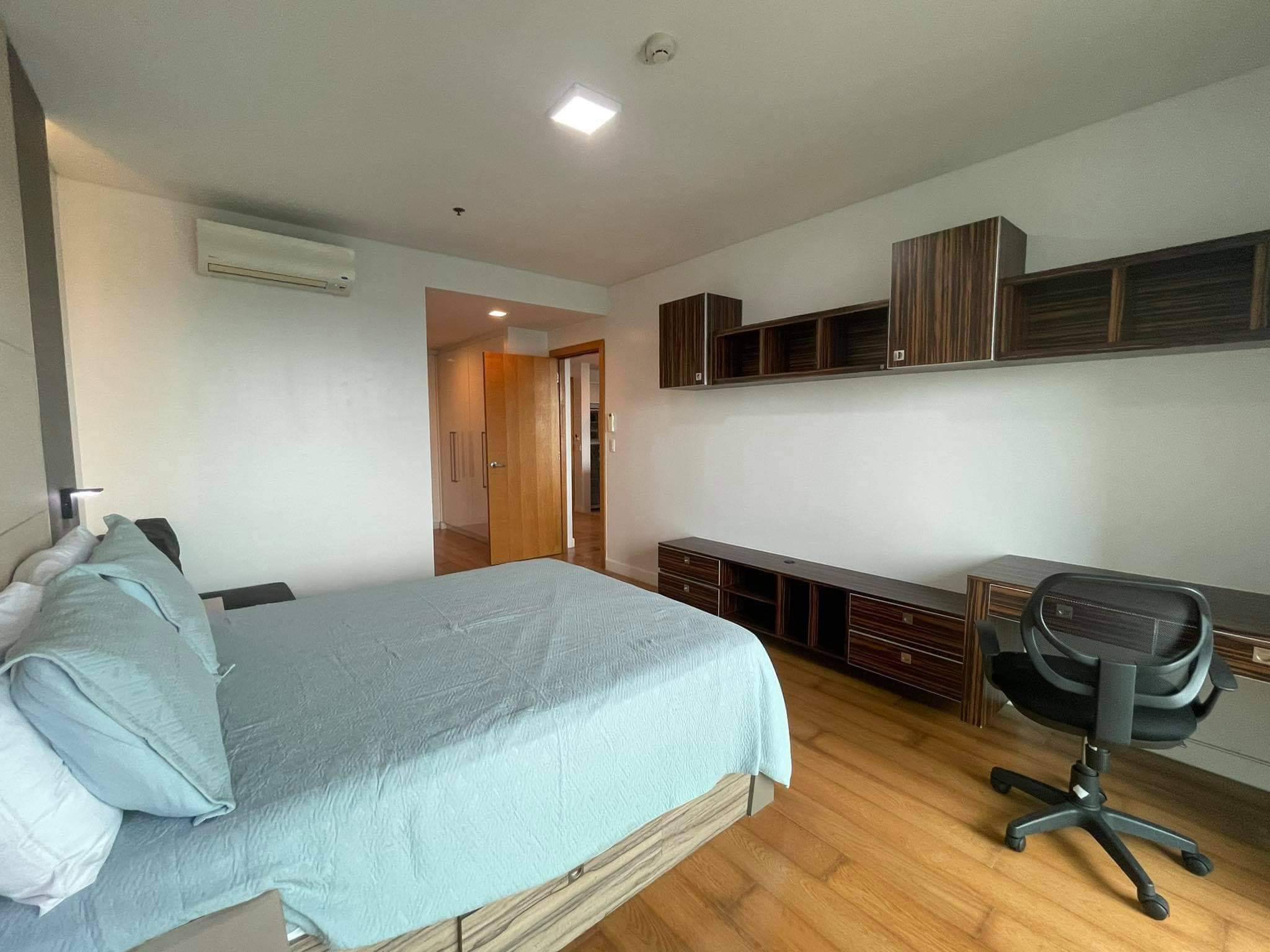 Modern Style 2BR at Park Terraces 