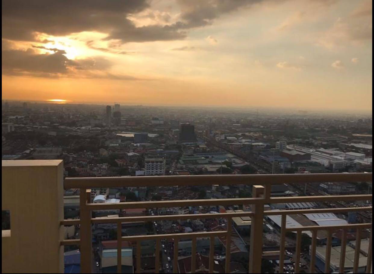 2BR Fully Furnished at Zinnia Tower 