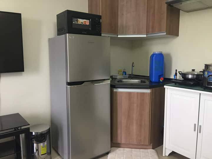 Serin West Tagaytay Unit For Rent