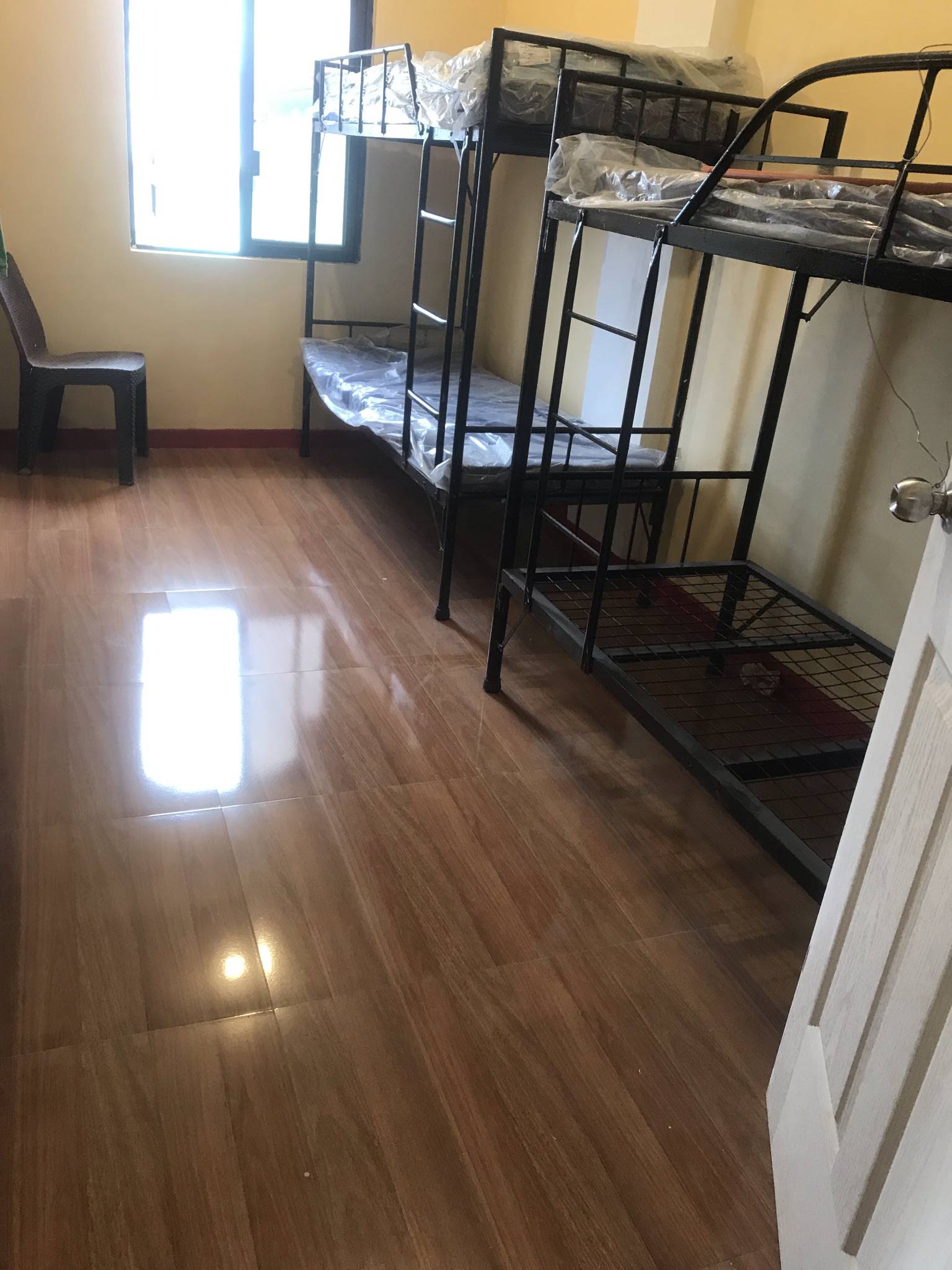 Milflores Bedspace  House