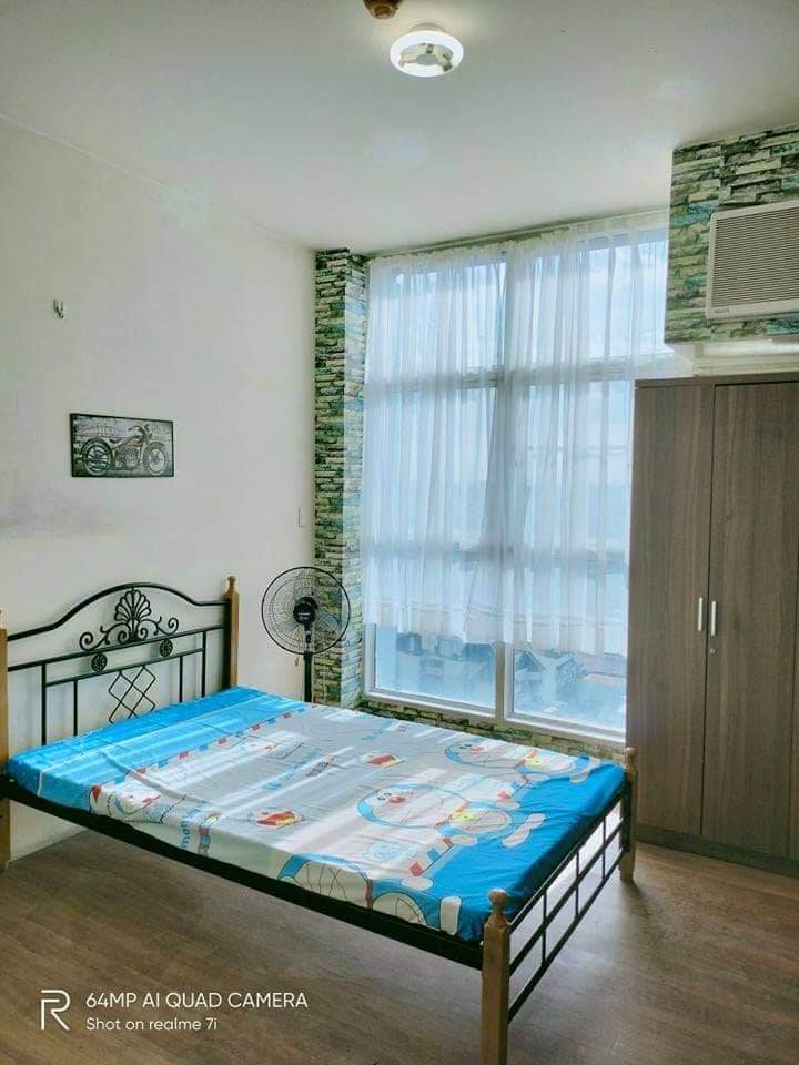 Unit For Rent At The Linear Makati