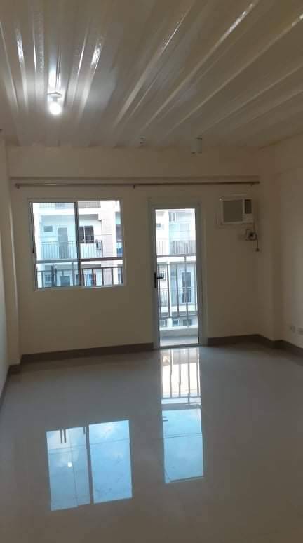 Unit For Rent at Moonwalk Paranaque