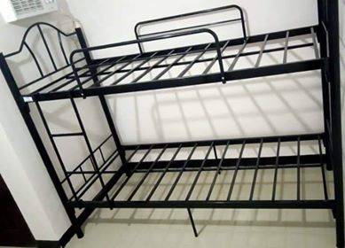 Aliser's Lady Bedspacer In Urban Deca