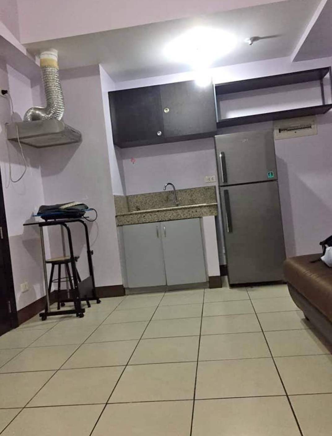 Semi Furnished 1BR Condo Unit For Rent