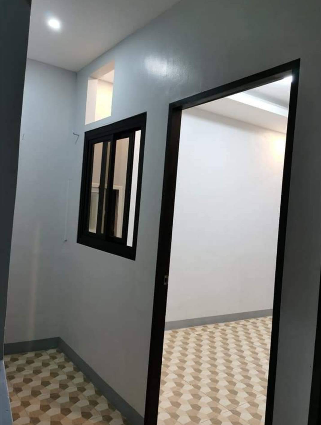 Studio Unit For Rent