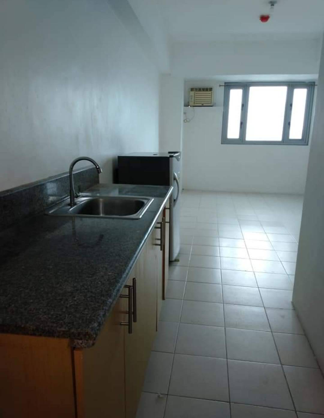 For Rent at The Grand Towers Manila