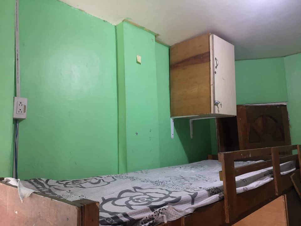 Apryls Male Bedspace