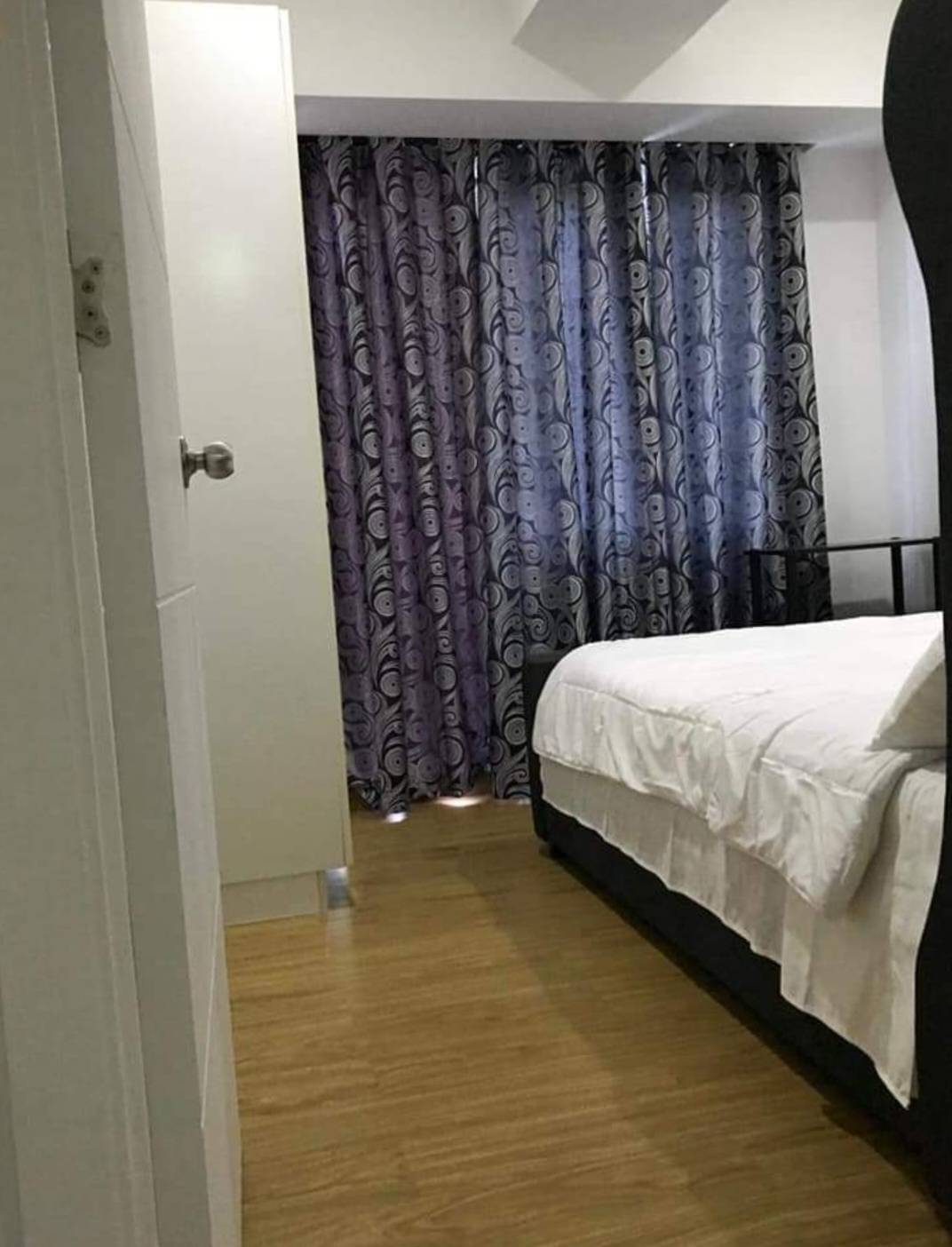 Private Bedroom with Balcony For Rent