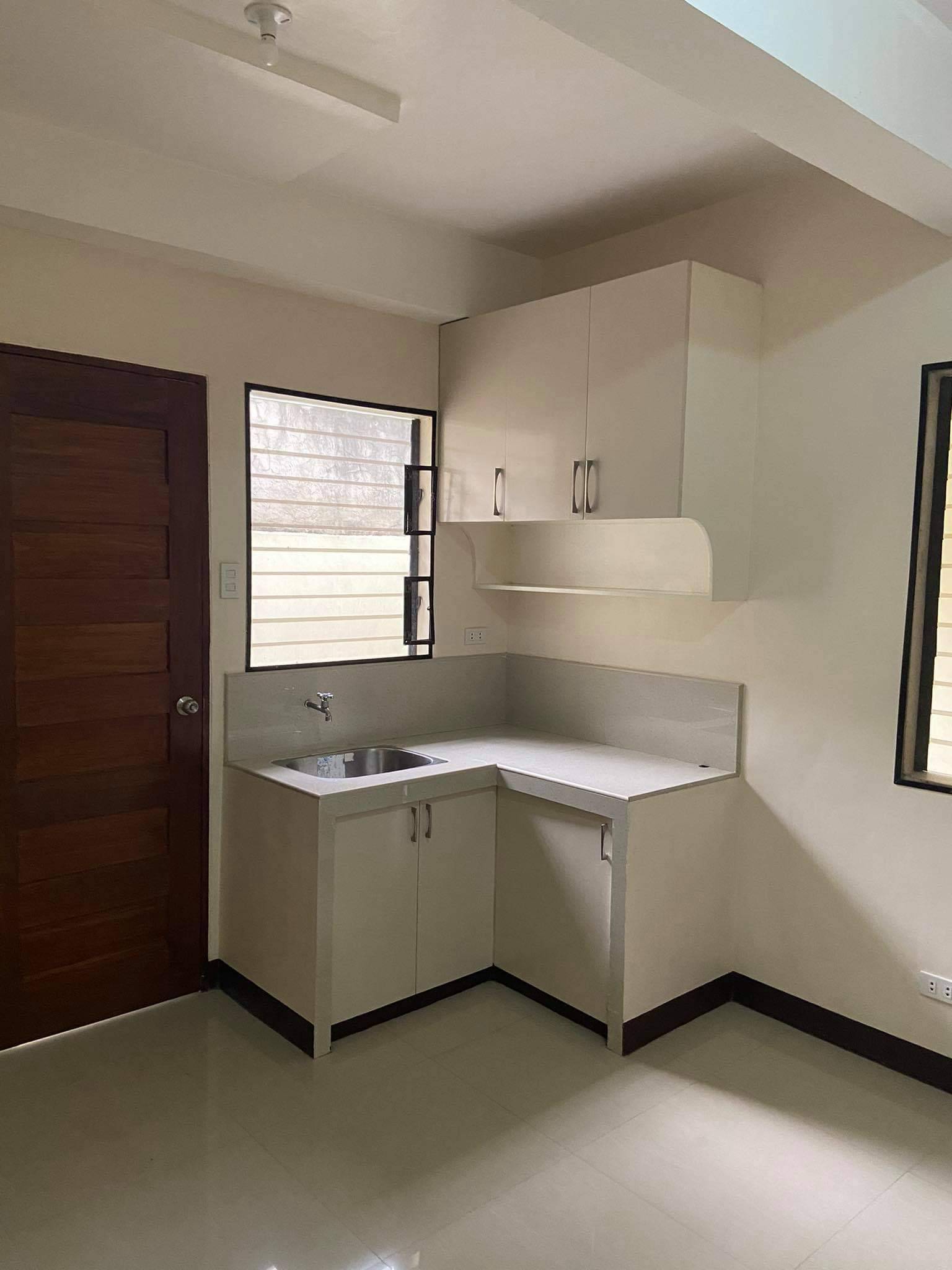 For Rent at Mercedes Executive Village 