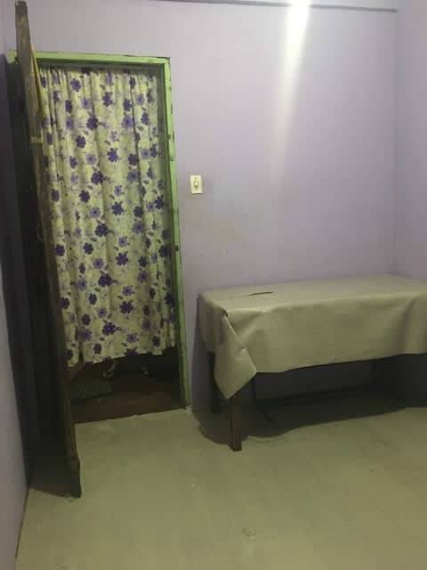 Rexel's Room For Rent