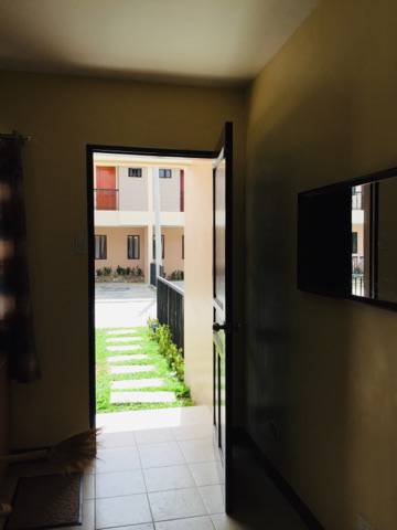 HOUSE FOR RENT AT METROPOLIS