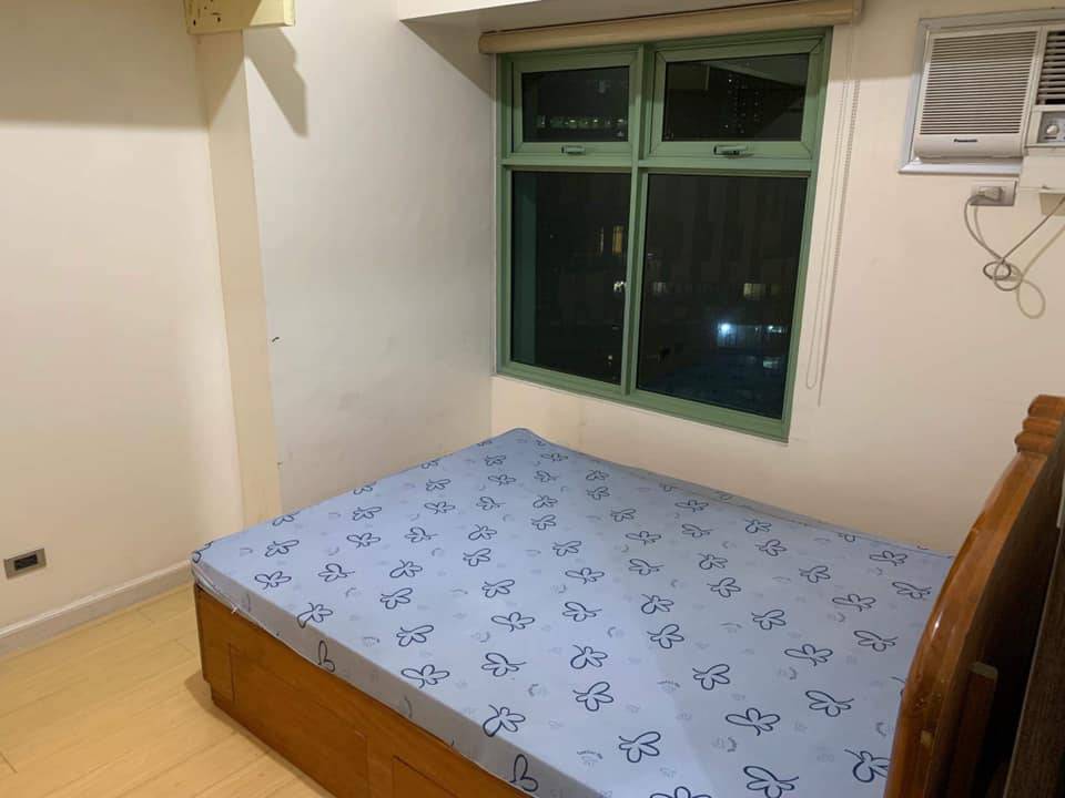 Unit For Rent At Robinsons Magnolia Res.