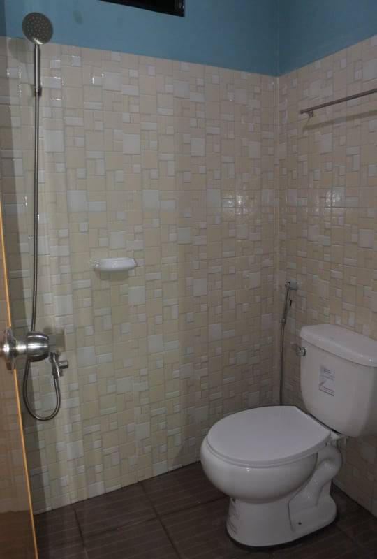 Apartment For Rent at East Rembo Makati