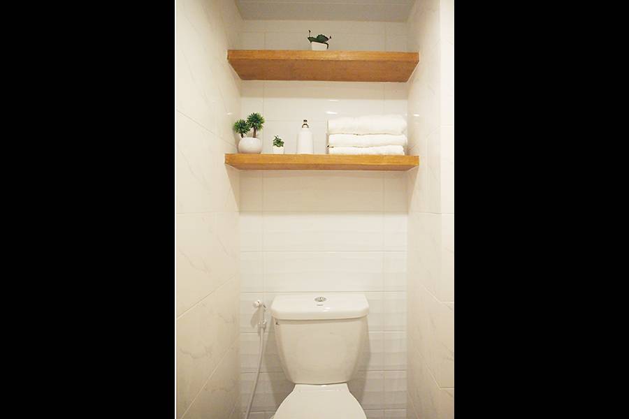 EST: Studio Units for 2 near BGC