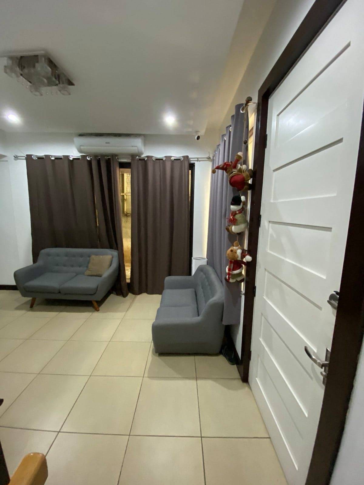3BR Unit at Mahogany 3 For Rent