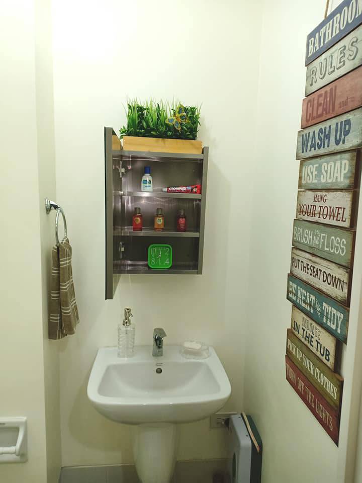 Female Condosharing at Torre Central