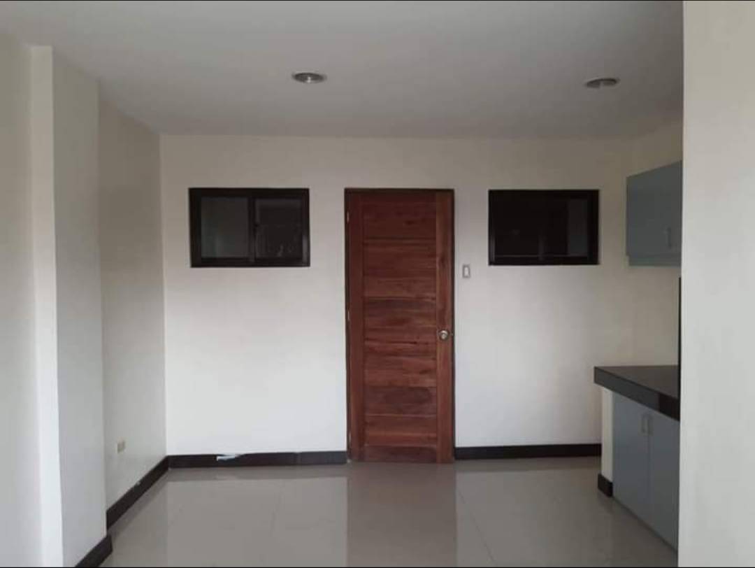 Studio Type Unit For Rent at Sampaloc 