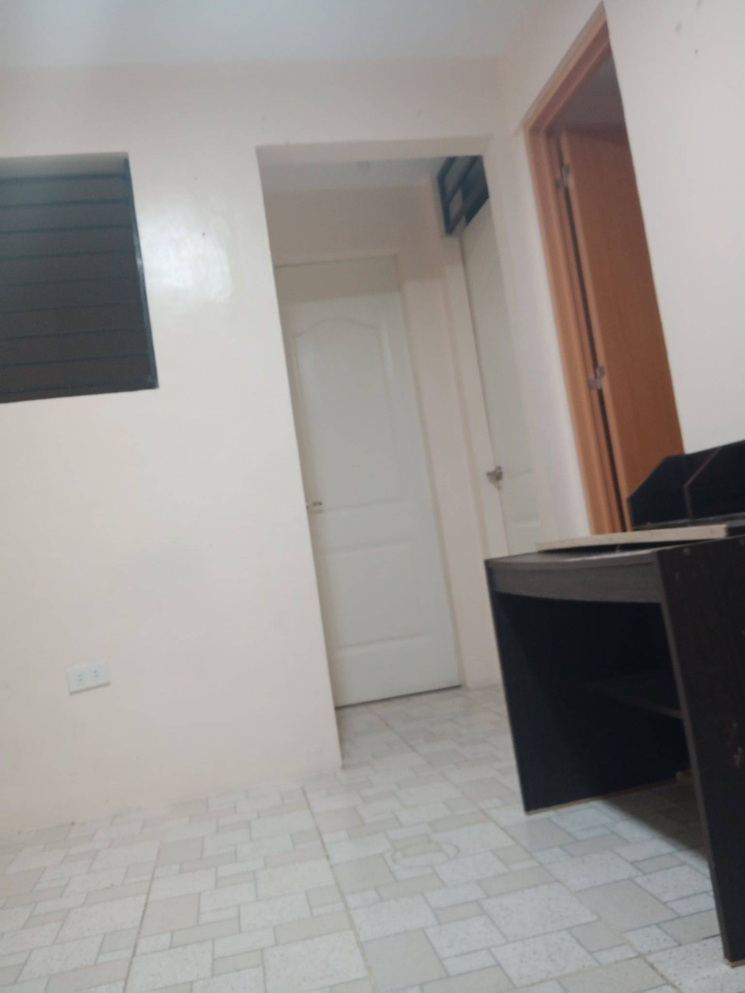 House For Rent At Krus Na Ligas QC