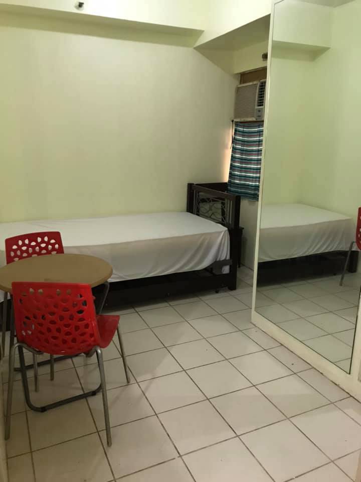 Fully Furnished Corner Unit For Rent
