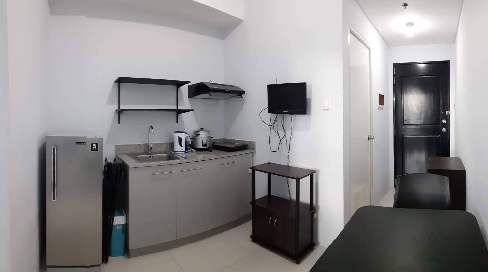 Condo Unit For Rent 1 bdrm at Mezza 1