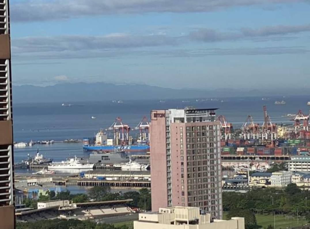 1BR Unit at Robinsons Place Residences