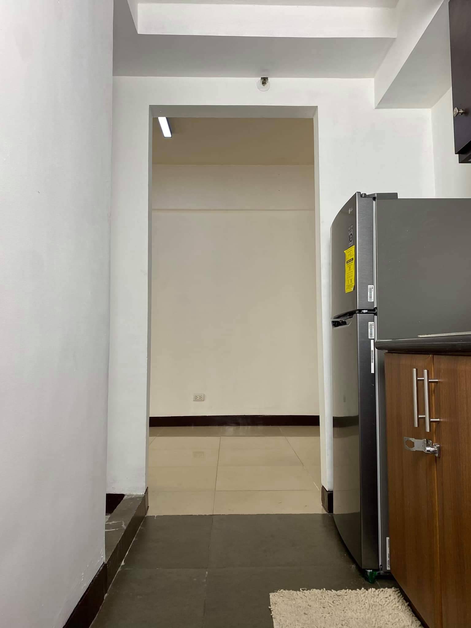 Spacious Condo For Rent in Newport City