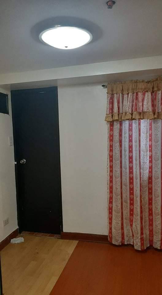 Unit For Rent at Victoria Station 1