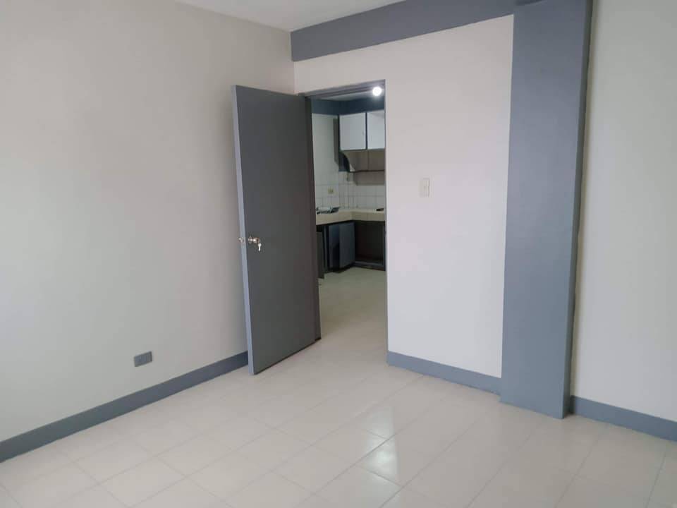 2 BR Apartment In North Signal Taguig