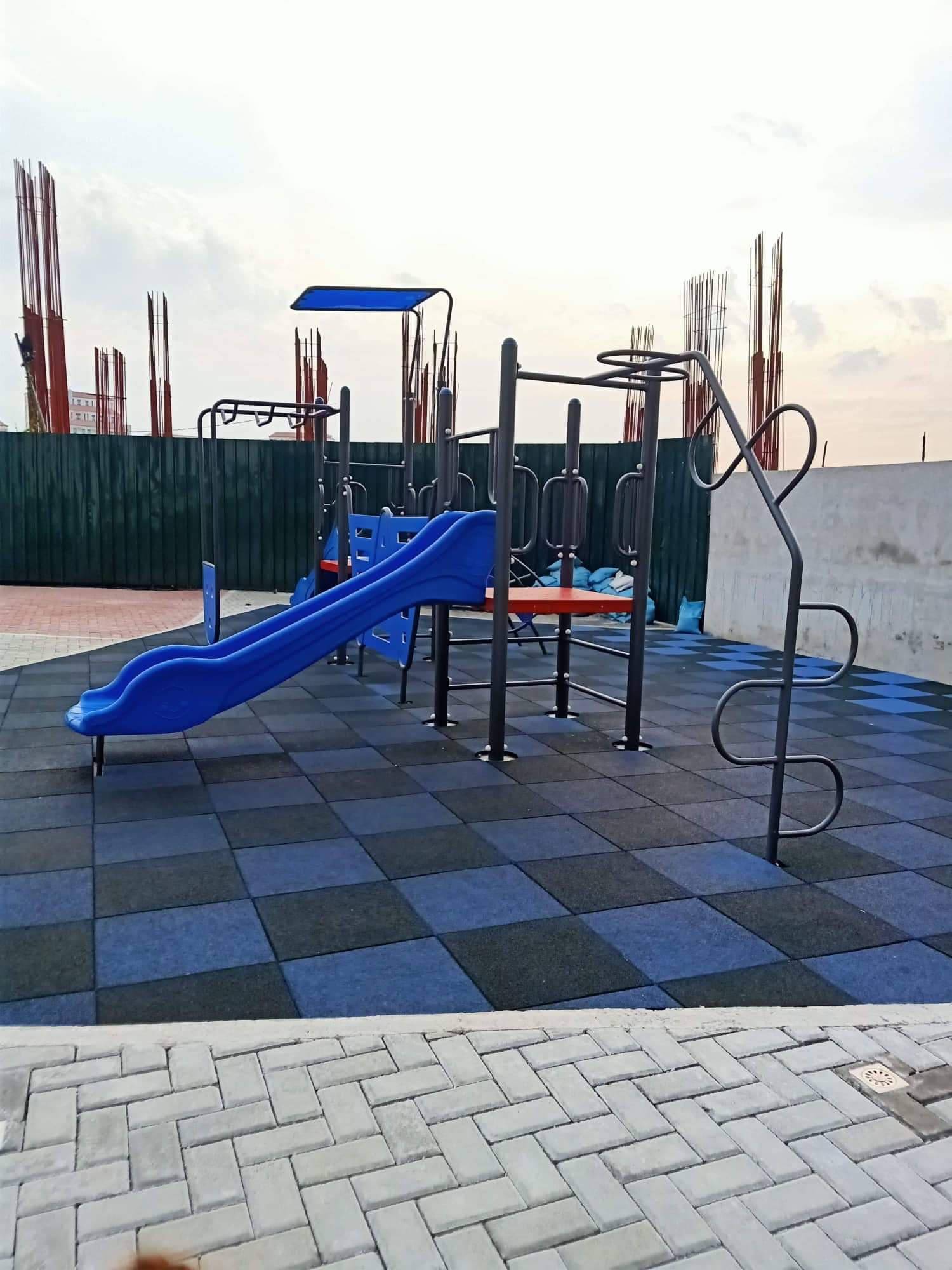 Bhel Condo Unit for Rent At Amaia Skies