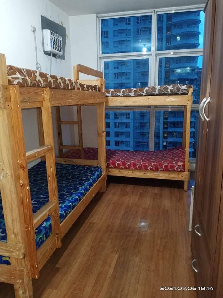 2BR Condo For Rent at Linear Makati