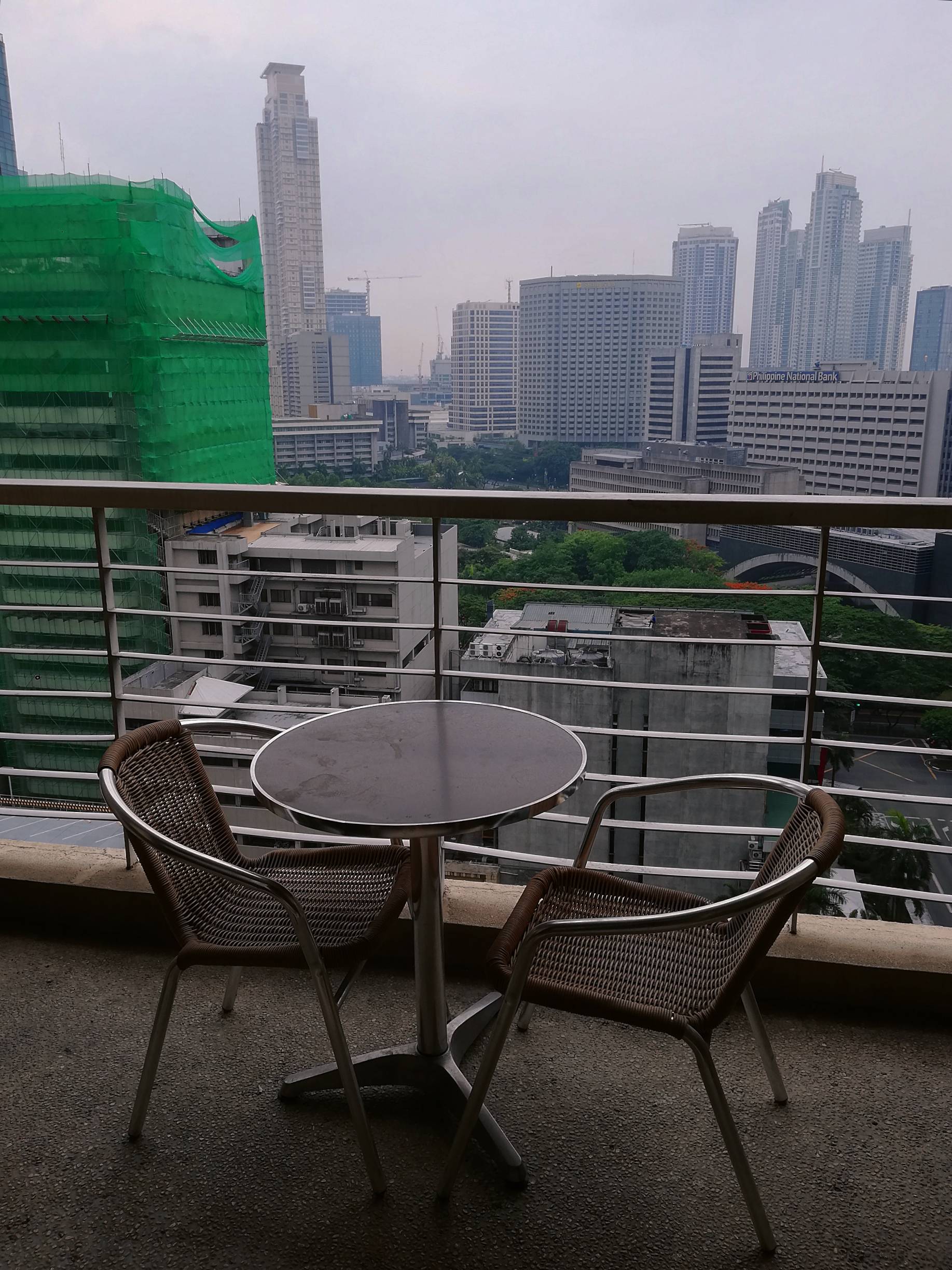 Studio unit for rent 