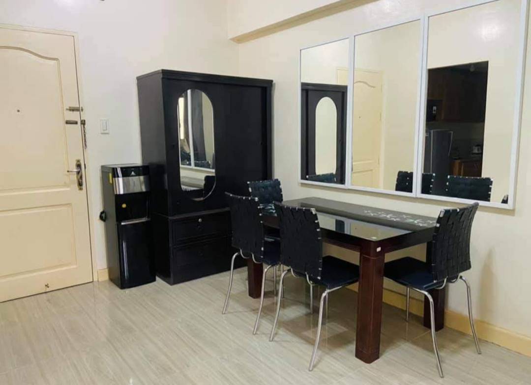 1BR For Rent at Forbeswood Heights BGC