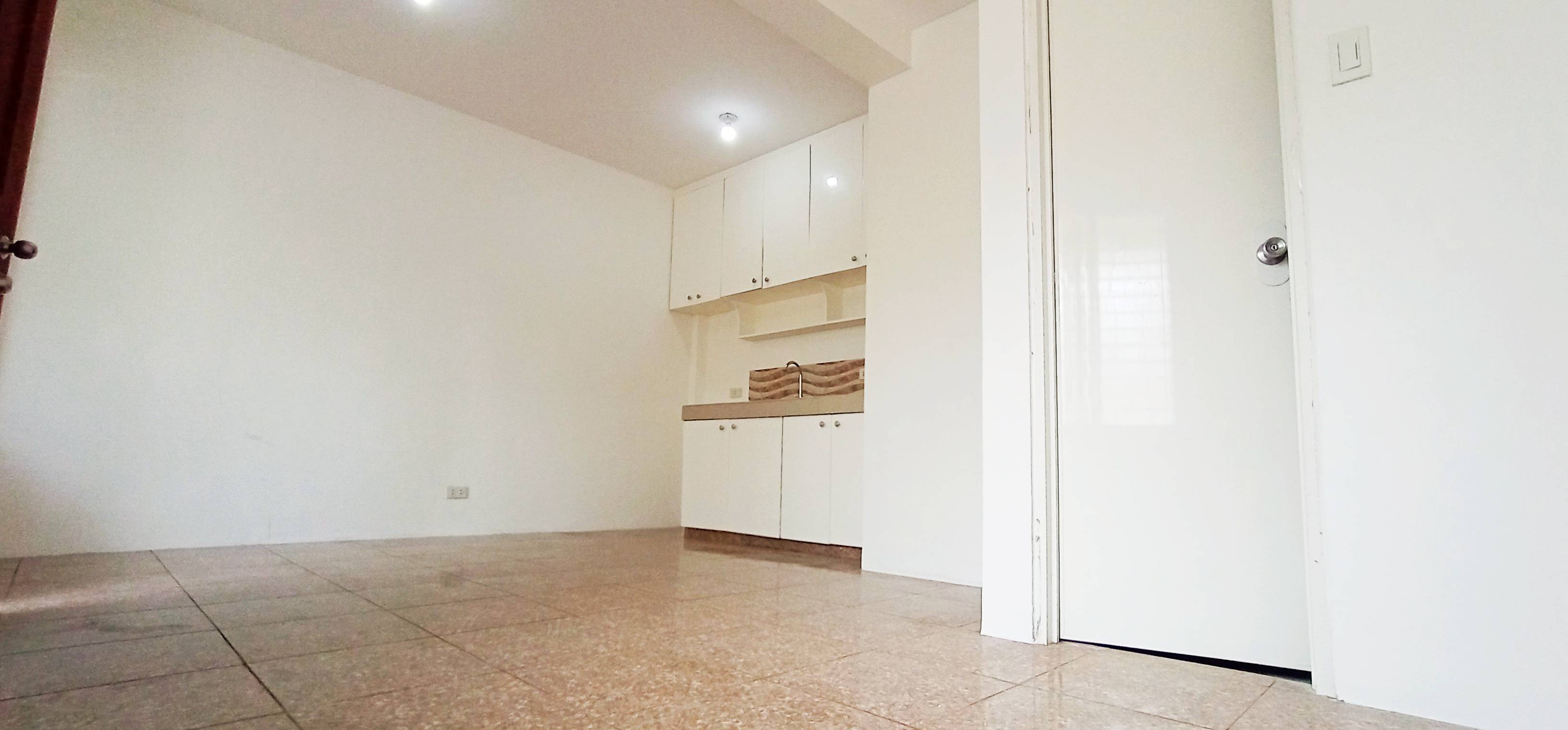 CONDO TYPE ROOM FOR RENT