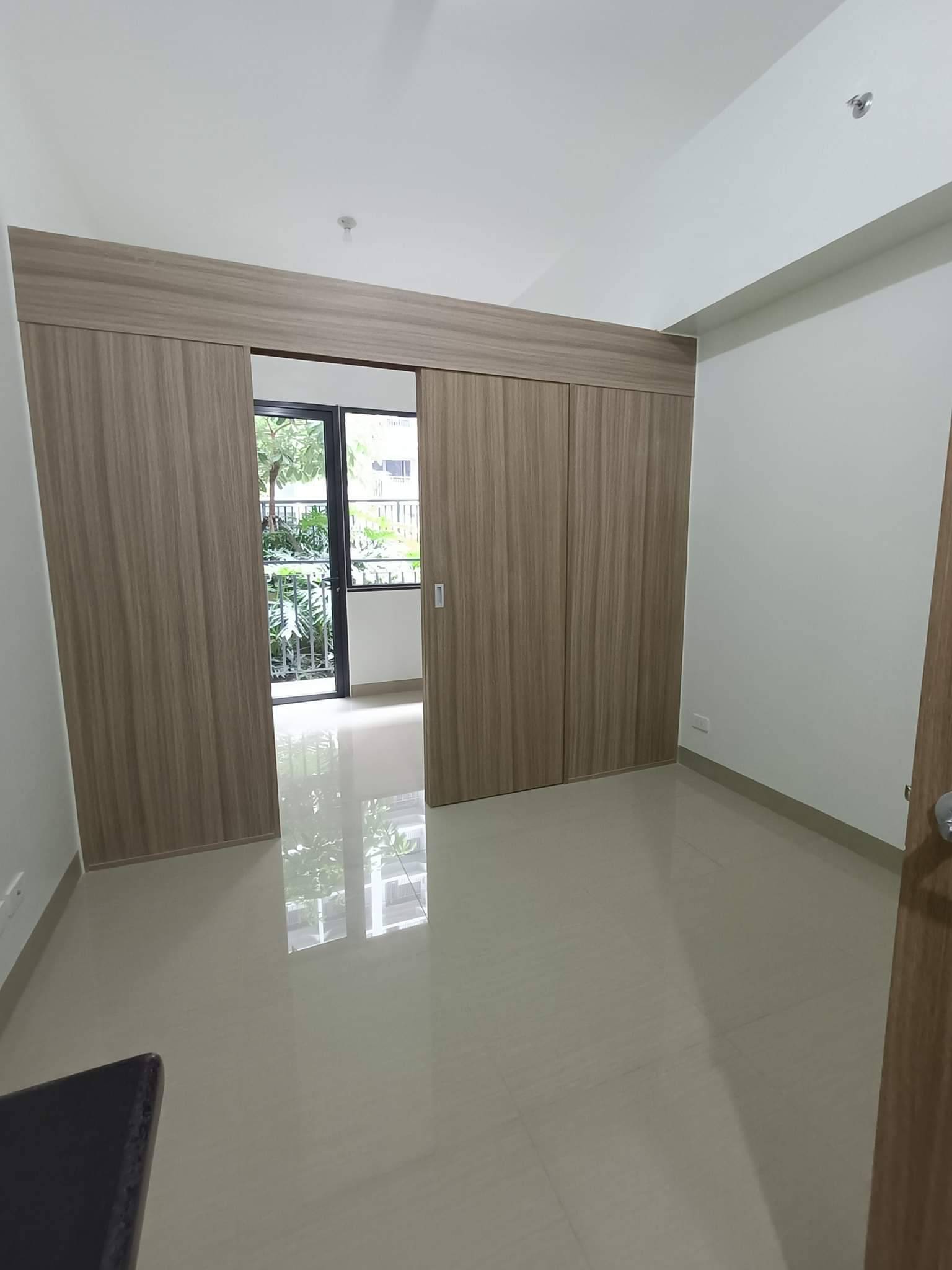 Shore 2 Tower 3 Condo For Rent