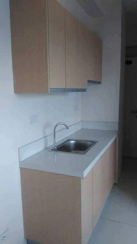 Condo Unit For Rent at University Tower P. Noval