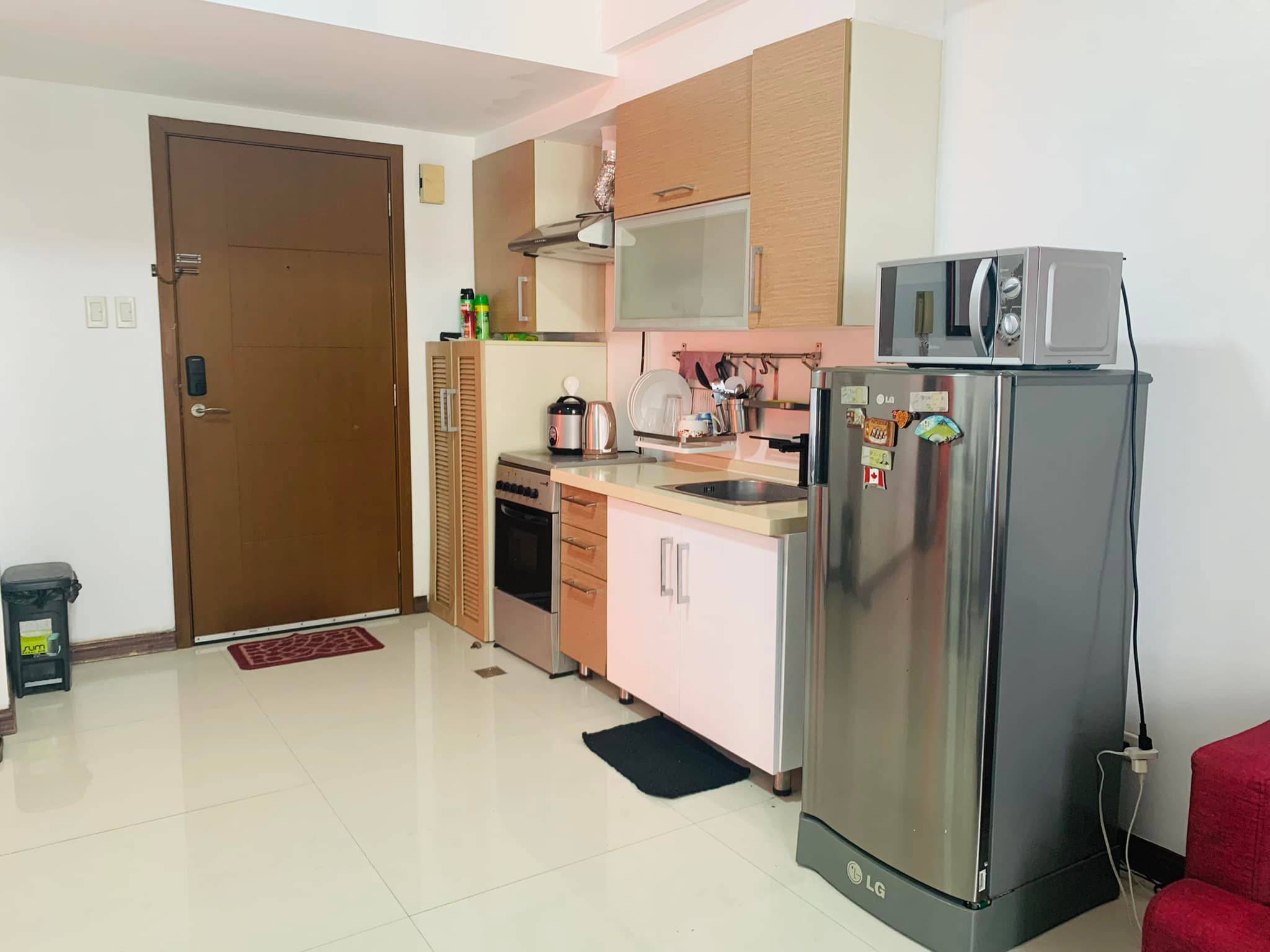 Spacious 2BR Condo (Wifi available)
