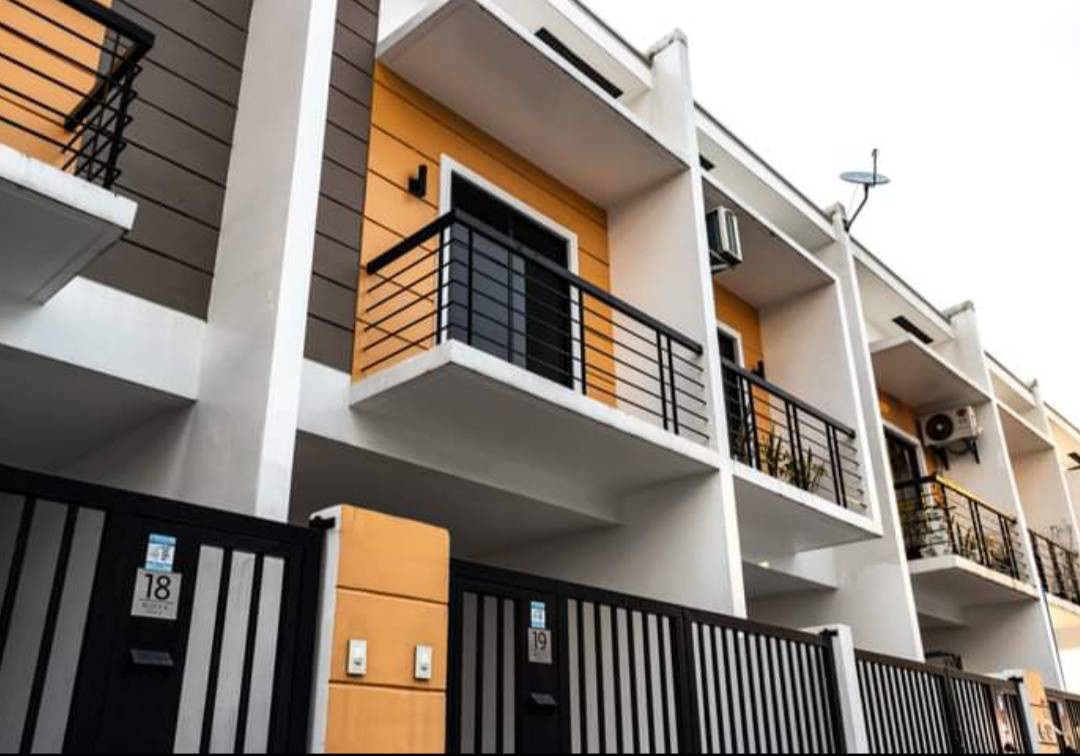 Townhouse For Rent in Quezon City