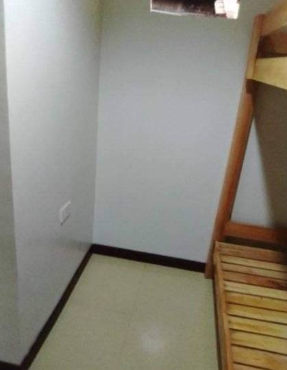 Apartment For Rent At Camputhaw Cebu