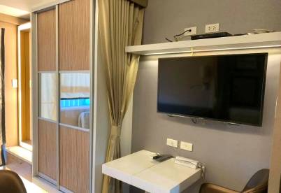 1BR in Shell Residences with Balcony