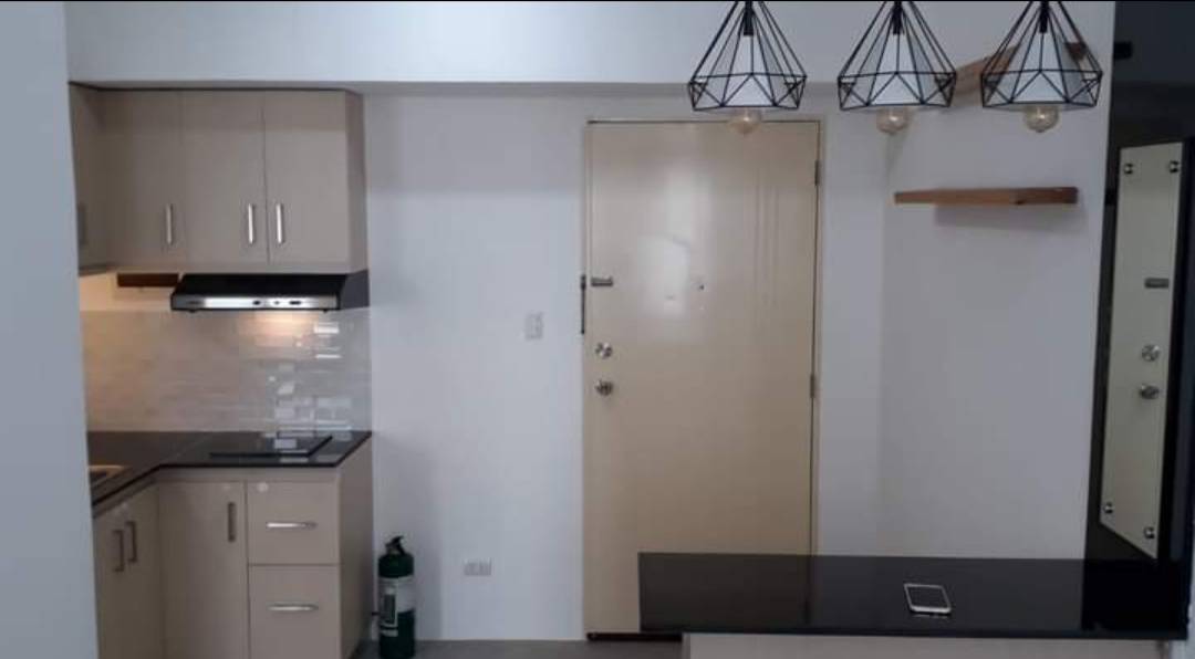 1BR Condo Unit For Rent