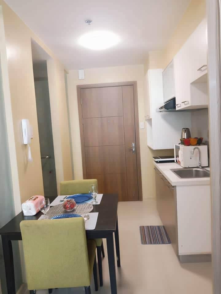 Studio Unit at Congressional Town Center