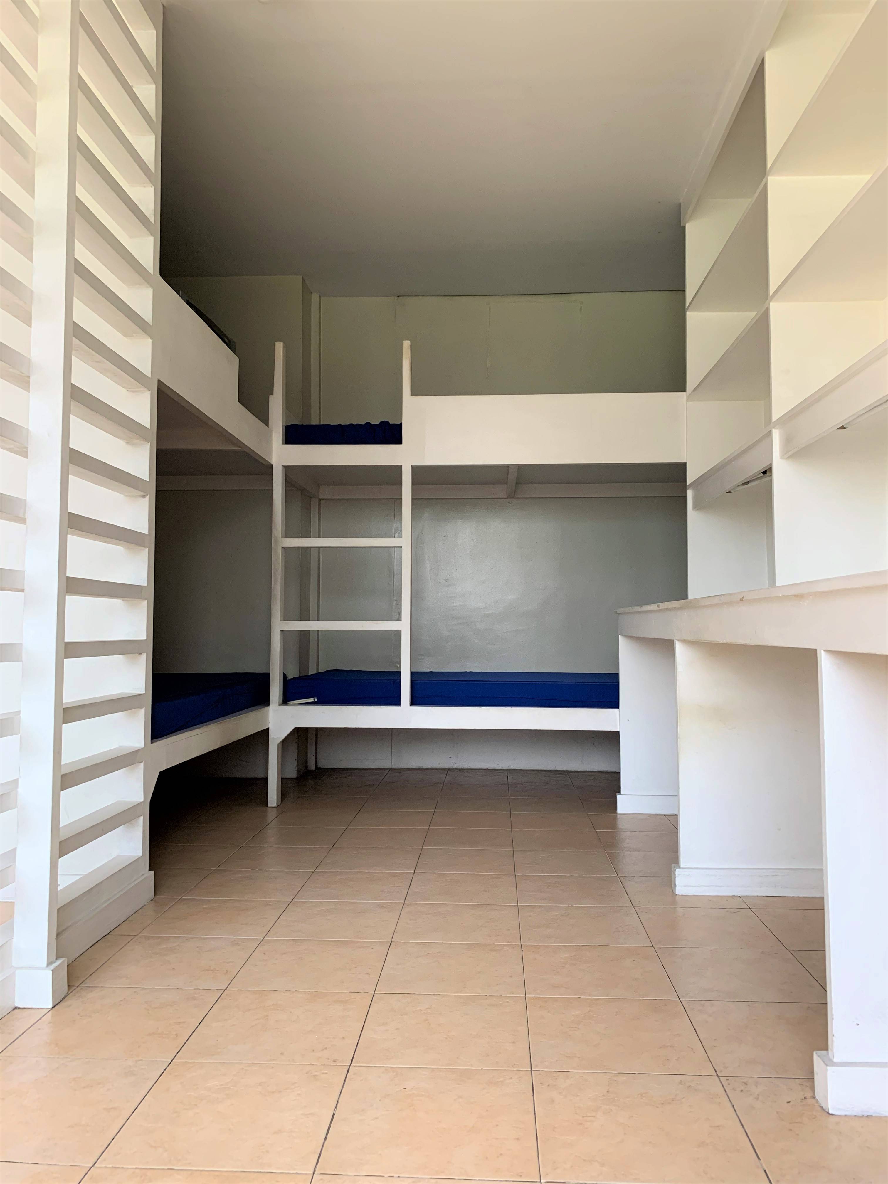 Dorm for 4 Sharing near La Salle Taft