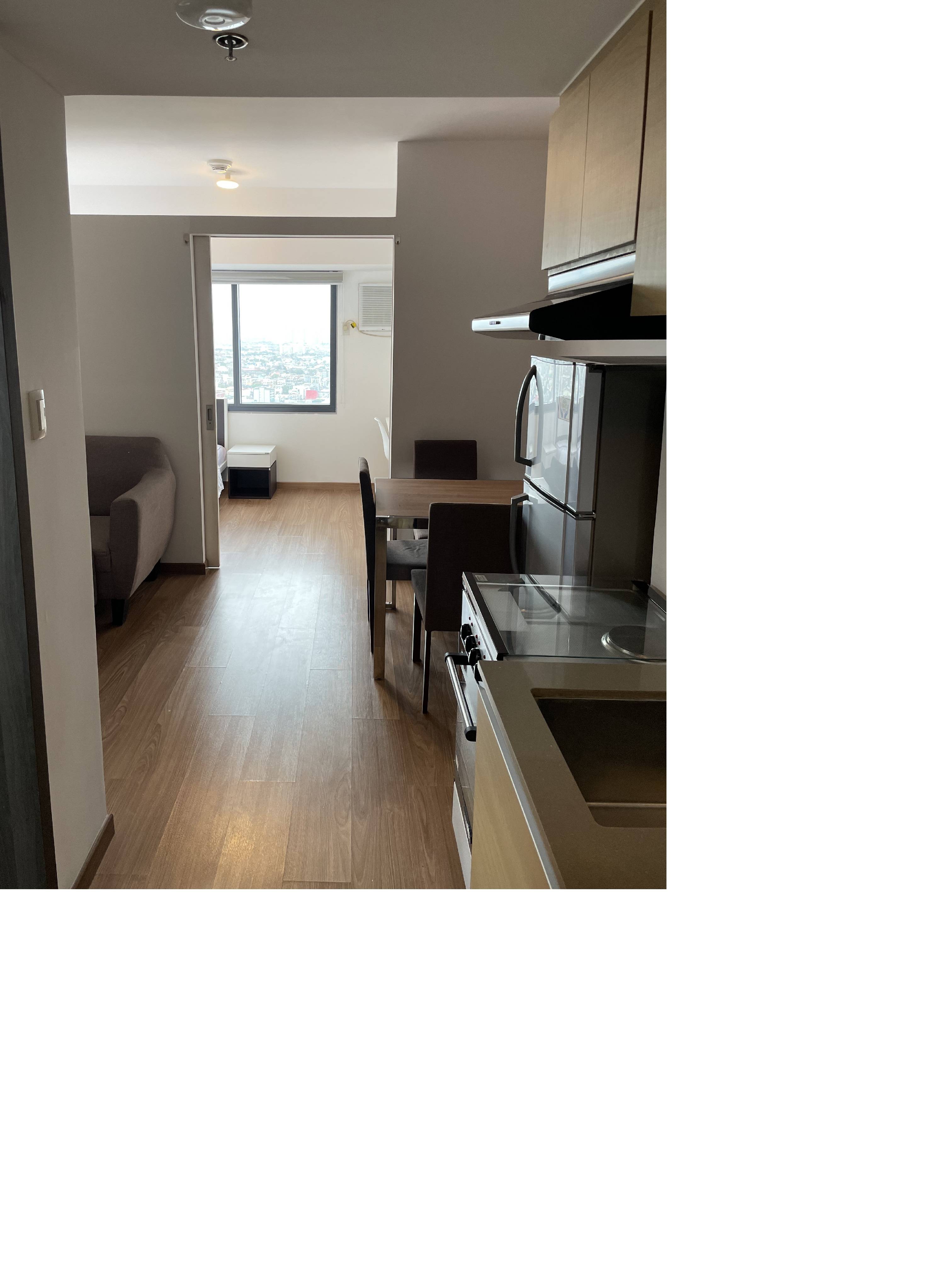 Unit for Rent at The Rise Makati 1BR