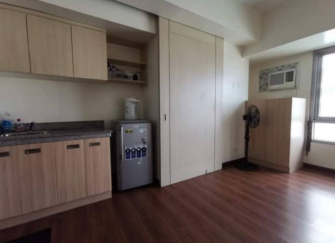 Home Condo For Rent in QC