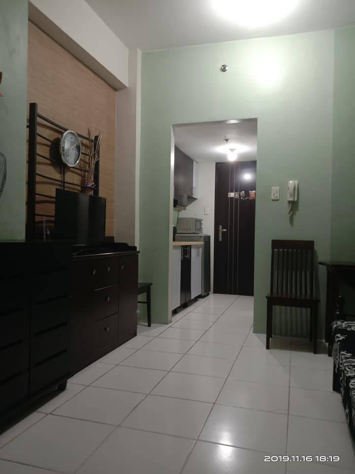 Condo Unit For Rent In One Capitol