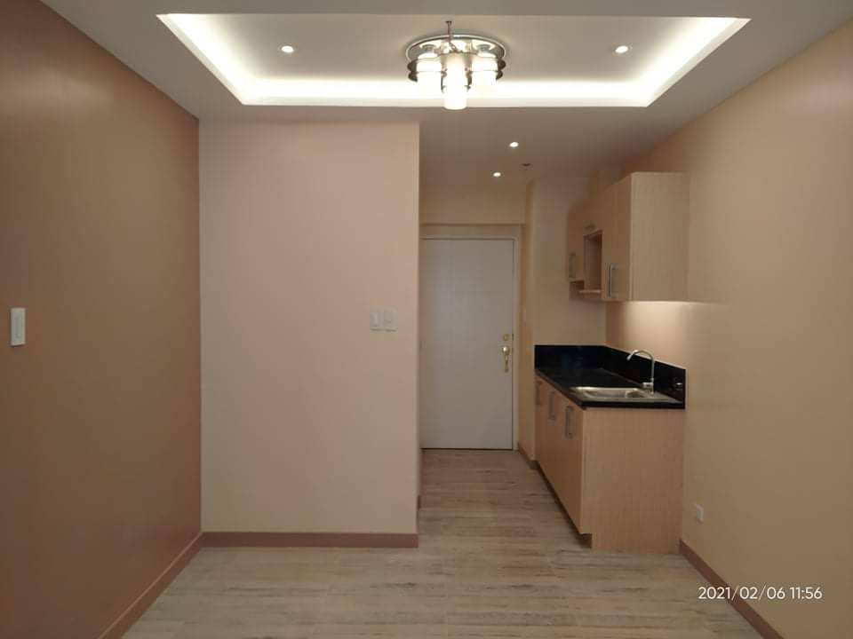 Studio Unit For Rent at Victoria Sports 